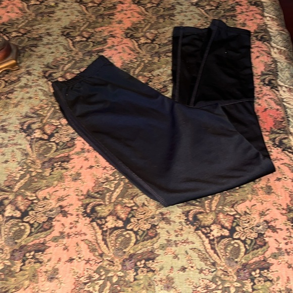 Champion Blacking Workout Leggings-Size Medium - Picture 3 of 7